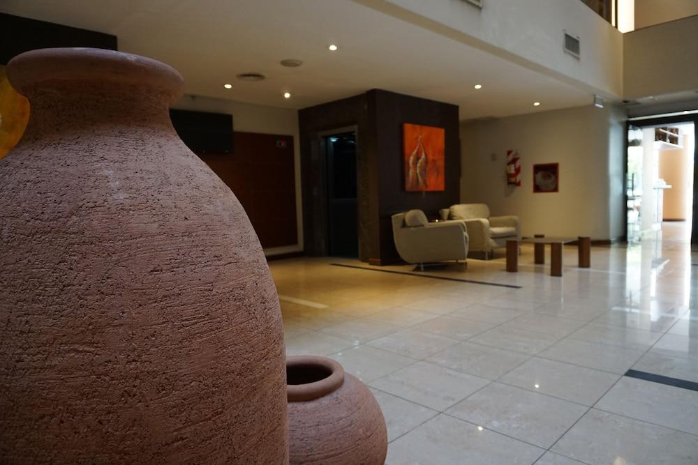 סלטה Casa Real Hotel מראה חיצוני תמונה