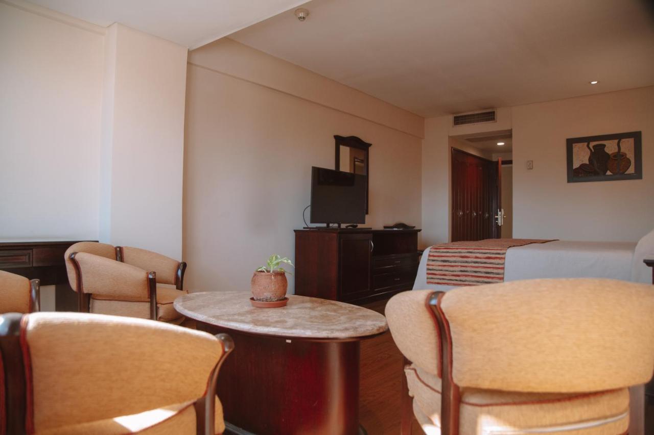סלטה Casa Real Hotel מראה חיצוני תמונה