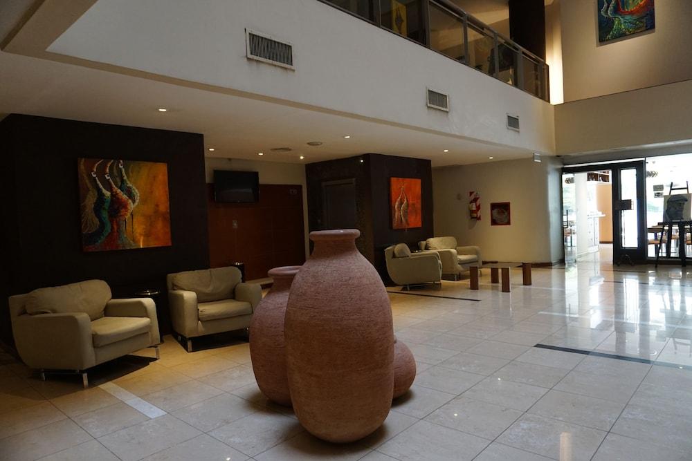 סלטה Casa Real Hotel מראה חיצוני תמונה